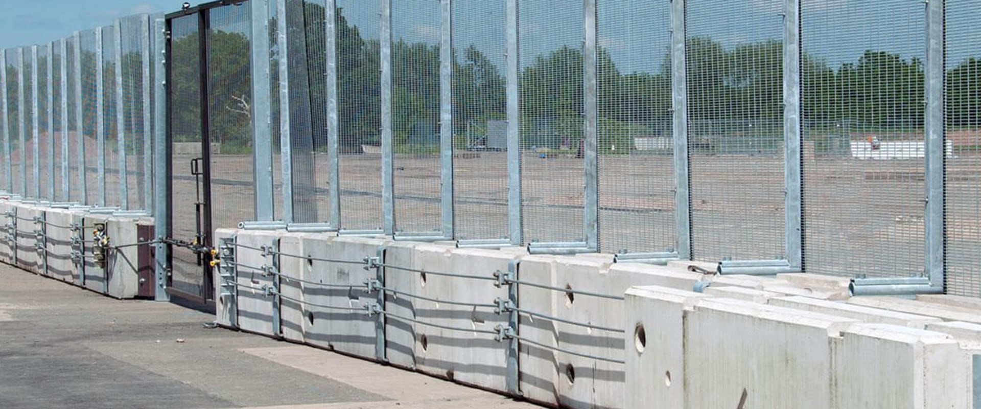 Safety Fence Requirements for Tracks